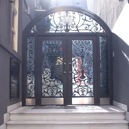 Stories Kuloglu Istanbul