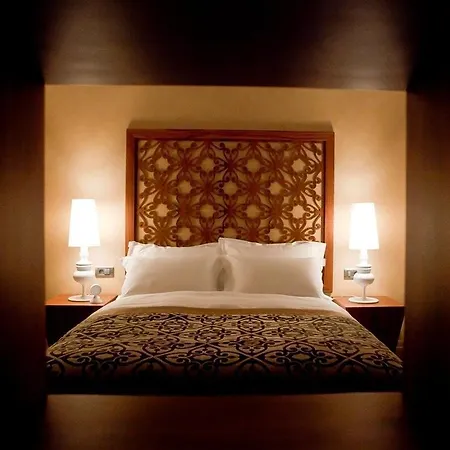Stories Kuloglu Hotell