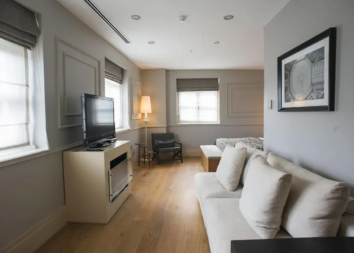 Stories Kuloglu Hotell 3*