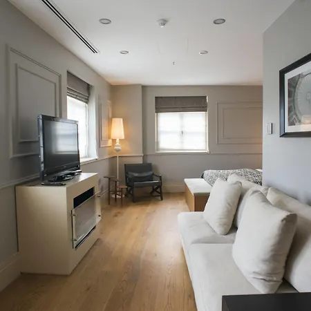 Stories Kuloglu מלון 3*