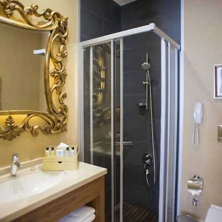 Stories Kuloglu איסטמבול