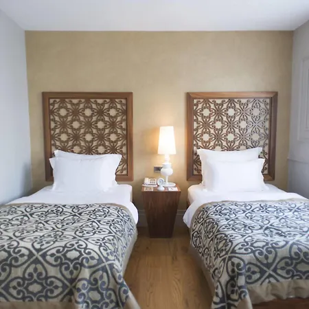 Stories Kuloglu מלון 3*