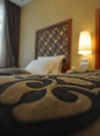 Stories Kuloglu מלון